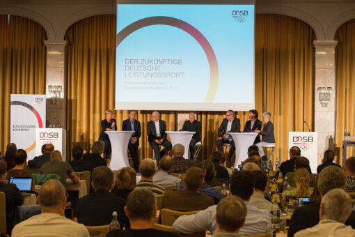 odiumsdiskussion während der Bundestrainer-Konferenz am 02.11.2016 in Stuttgart